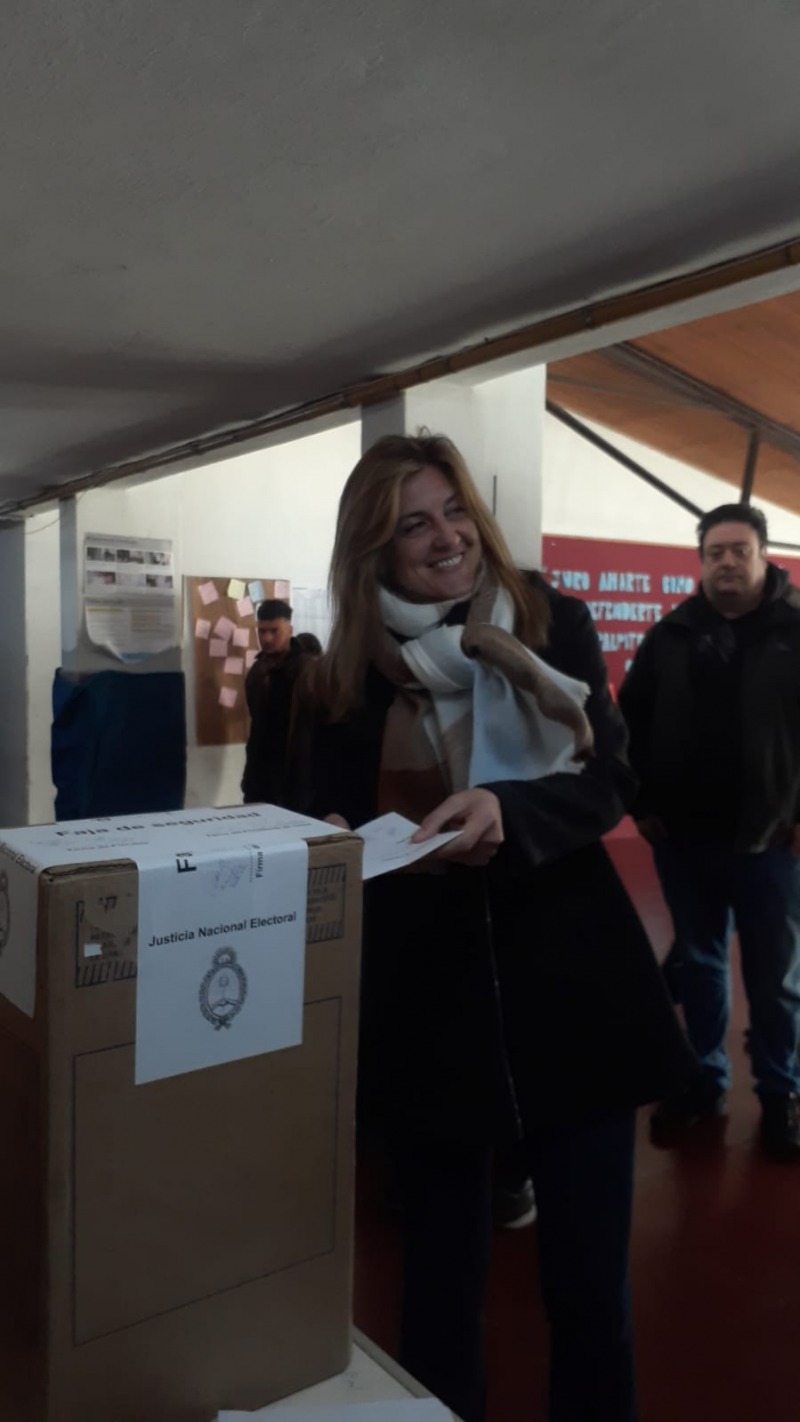 Votó La Candidata De La Libertad Avanza En Olavarría Canal Verte